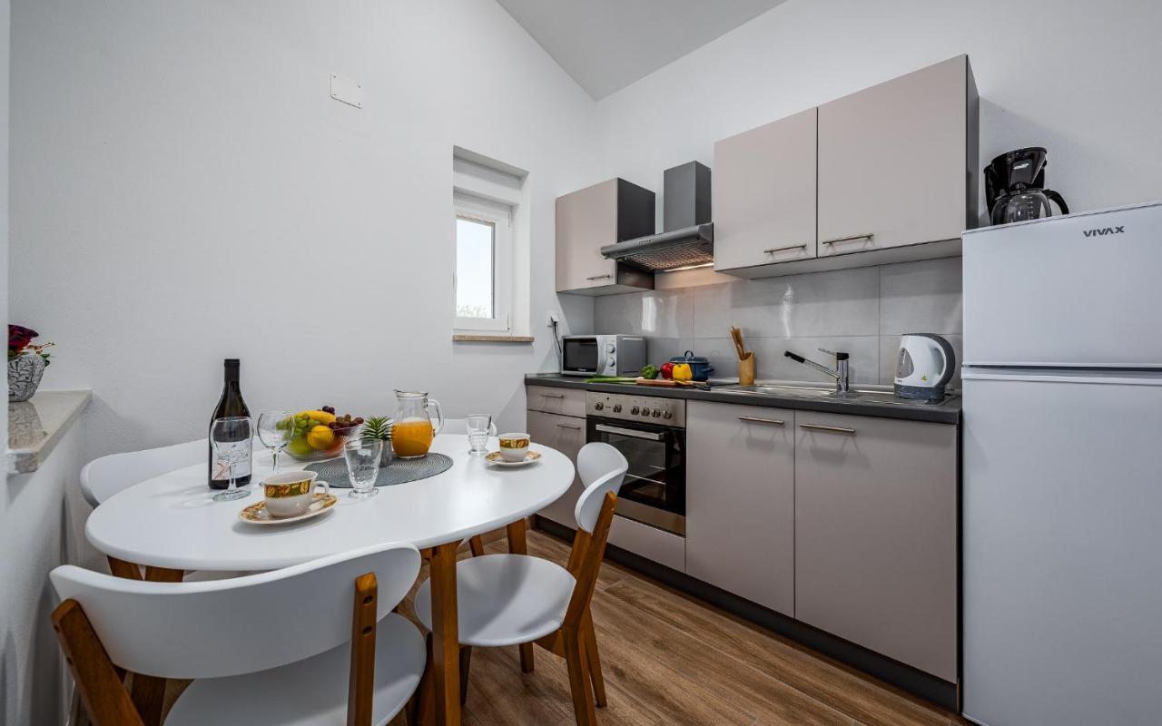 Apartments Nelle Pula Dış mekan fotoğraf