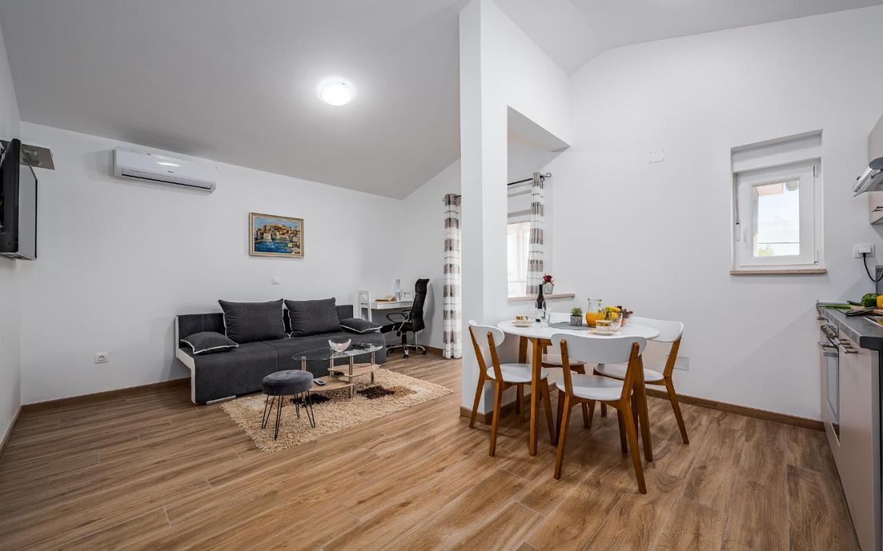 Apartments Nelle Pula Dış mekan fotoğraf